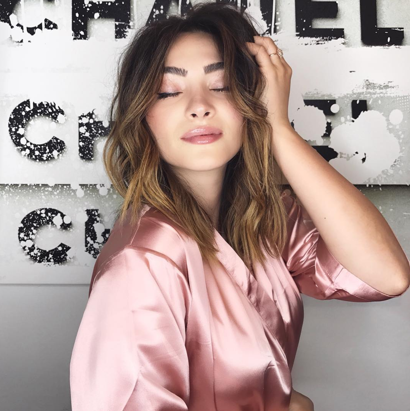 Tousled Waves How To Get The Look Simply Andreea